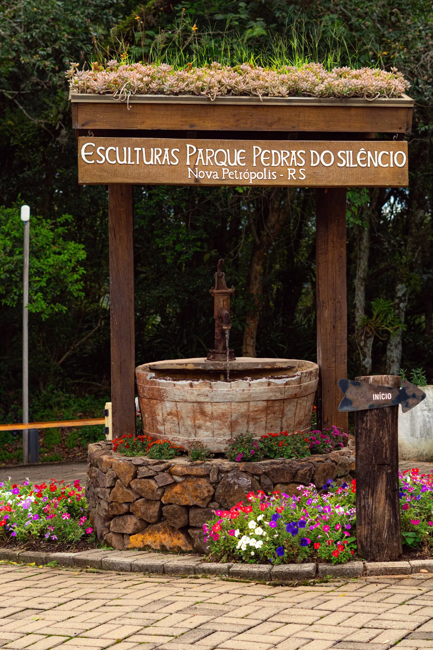 Entrada do Esculturas Parque Pedras do Silêncio, em Nova Petrópolis